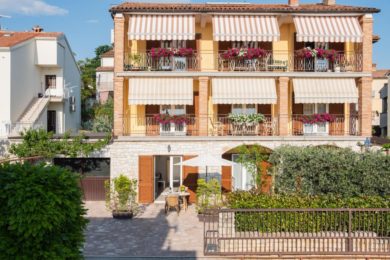 Apartmani Jolly Porec: Blizu Centra I Mora Exterior photo