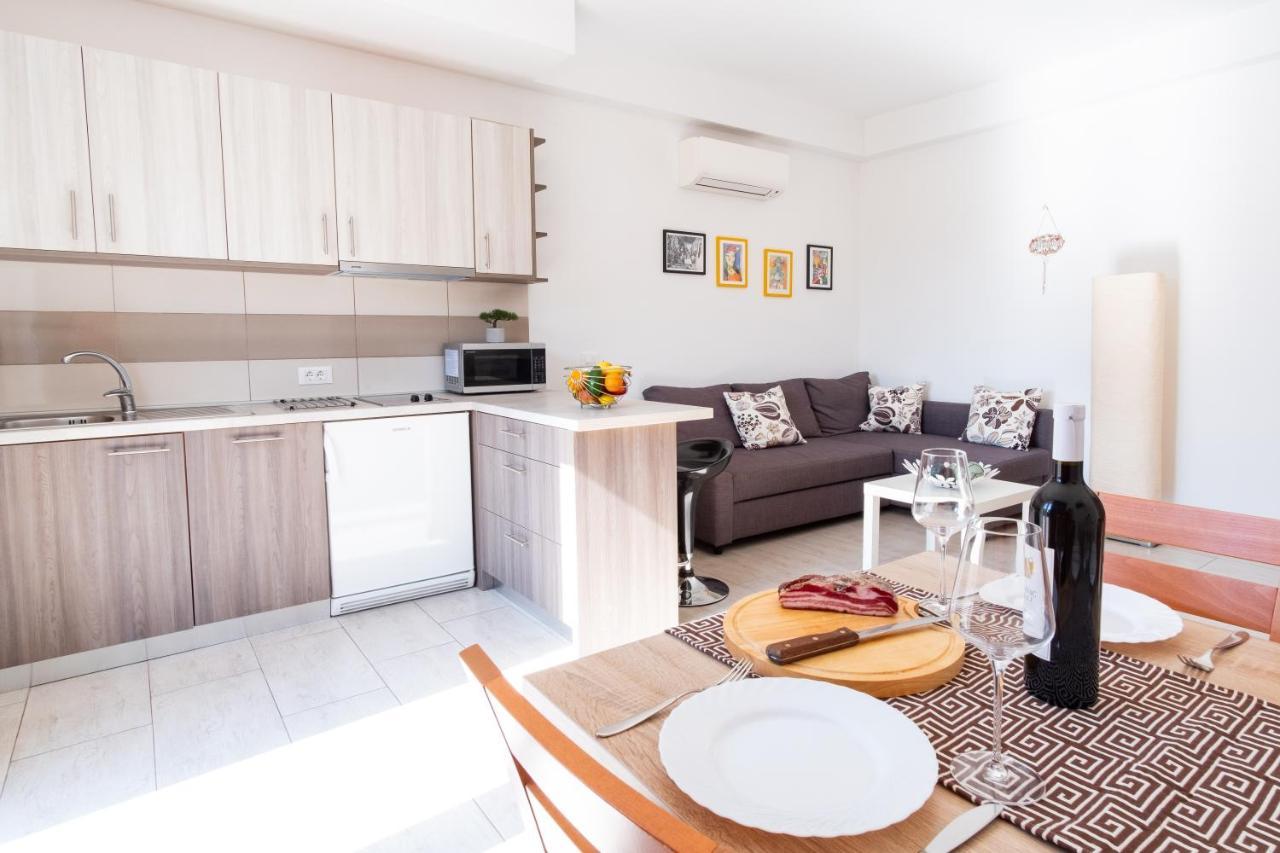 Apartmani Jolly Porec: Blizu Centra I Mora Exterior photo